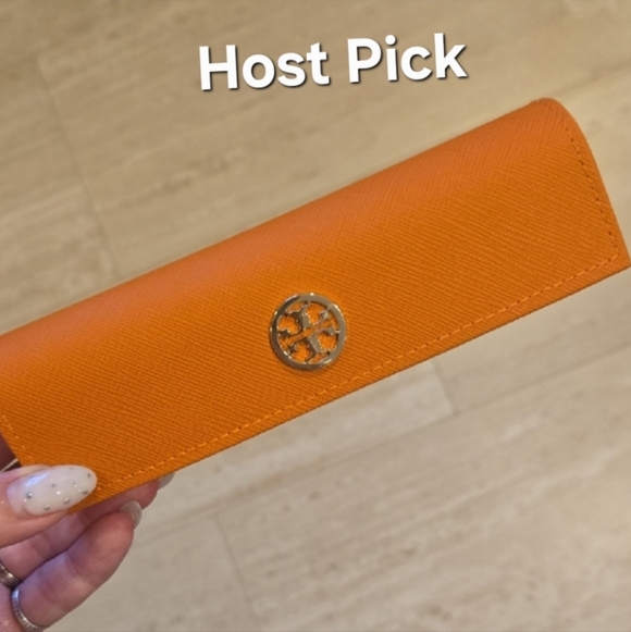 Tory Burch Accessories - Tory Burch Burnt Orange Reader's Case with Cloth